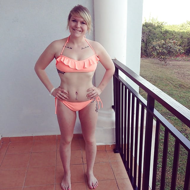 Porn Pics Busty Blonde Slut