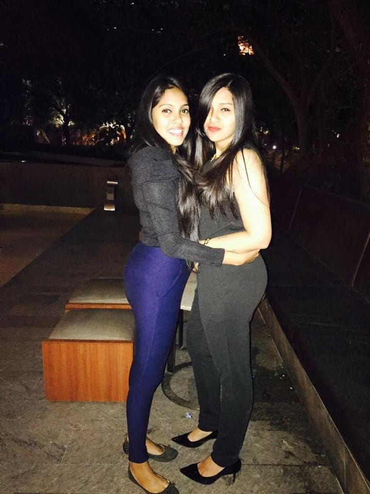 Porn Pics Hot Indian Babe Sexy Thighs