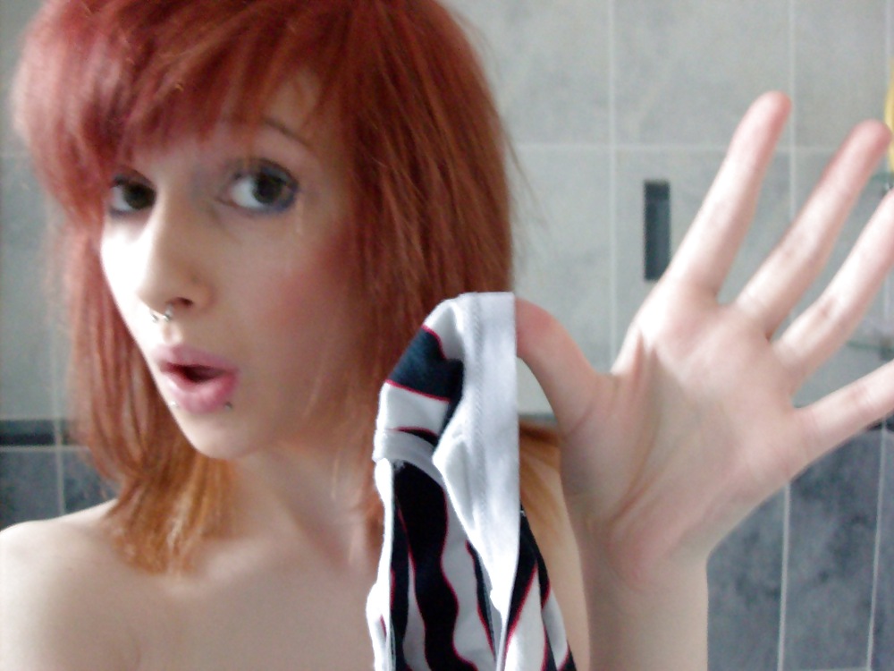 Porn Pics Realy Hot Young Redhead