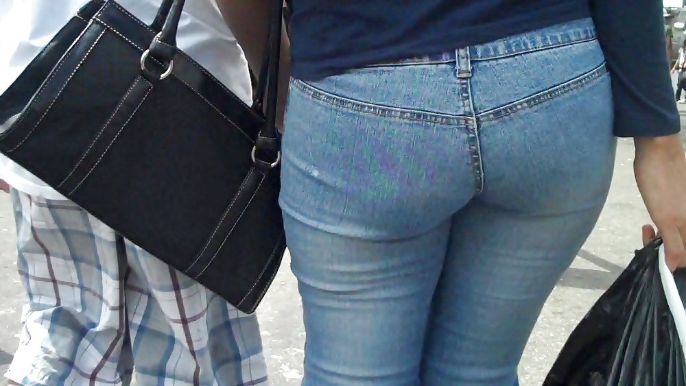 Porn Pics Nice ass & butts in jeans today