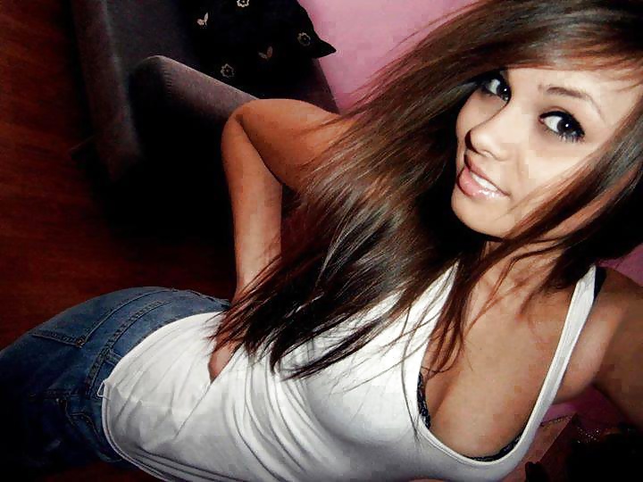 Porn Pics Facebook Girl's #2