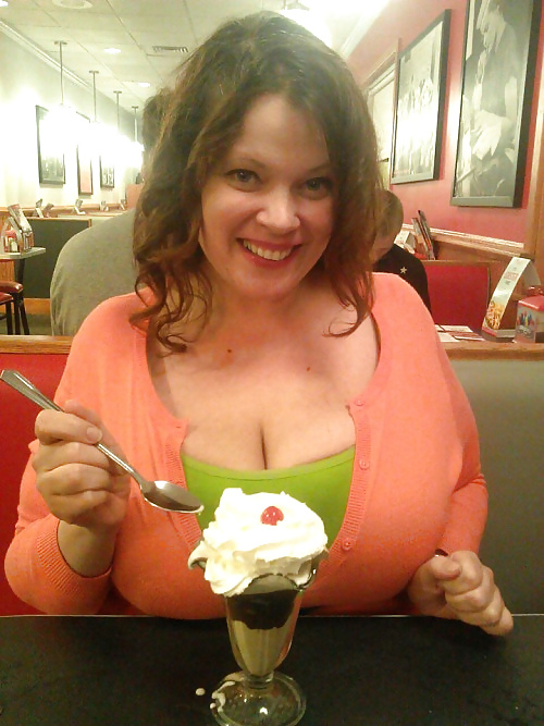 Porn Pics For the love of BBWS