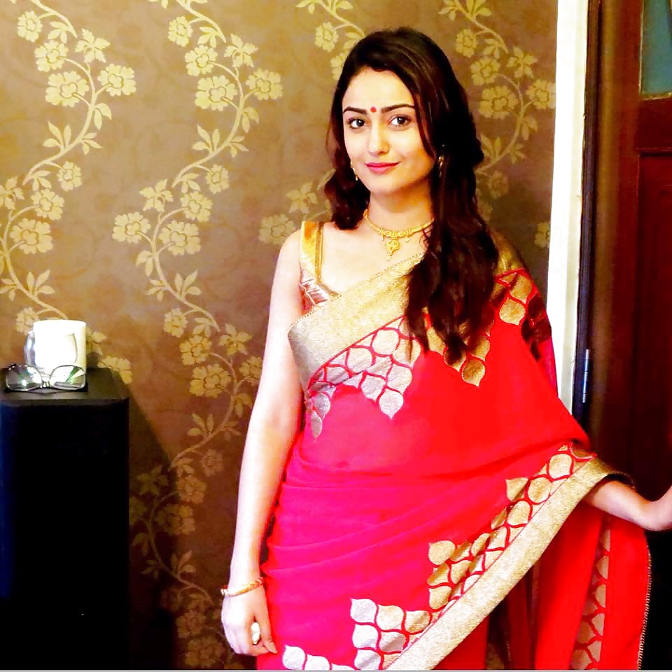 Porn Pics INDO-PAK DESI BABES (SLUTS)