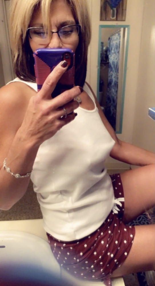 My Collection of Selfies - Milfs 4 - 54 Photos 