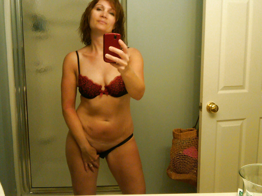 Porn Pics Self Shot Milf 2