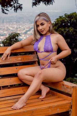 pool day and hot content the best combination         