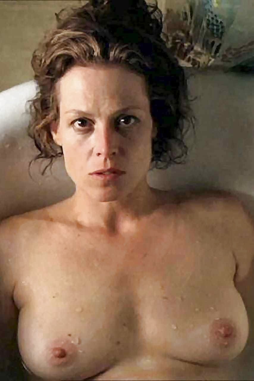 Sigourney weaver nude pictures - 🧡 Sigourney Weaver nude in Death and...