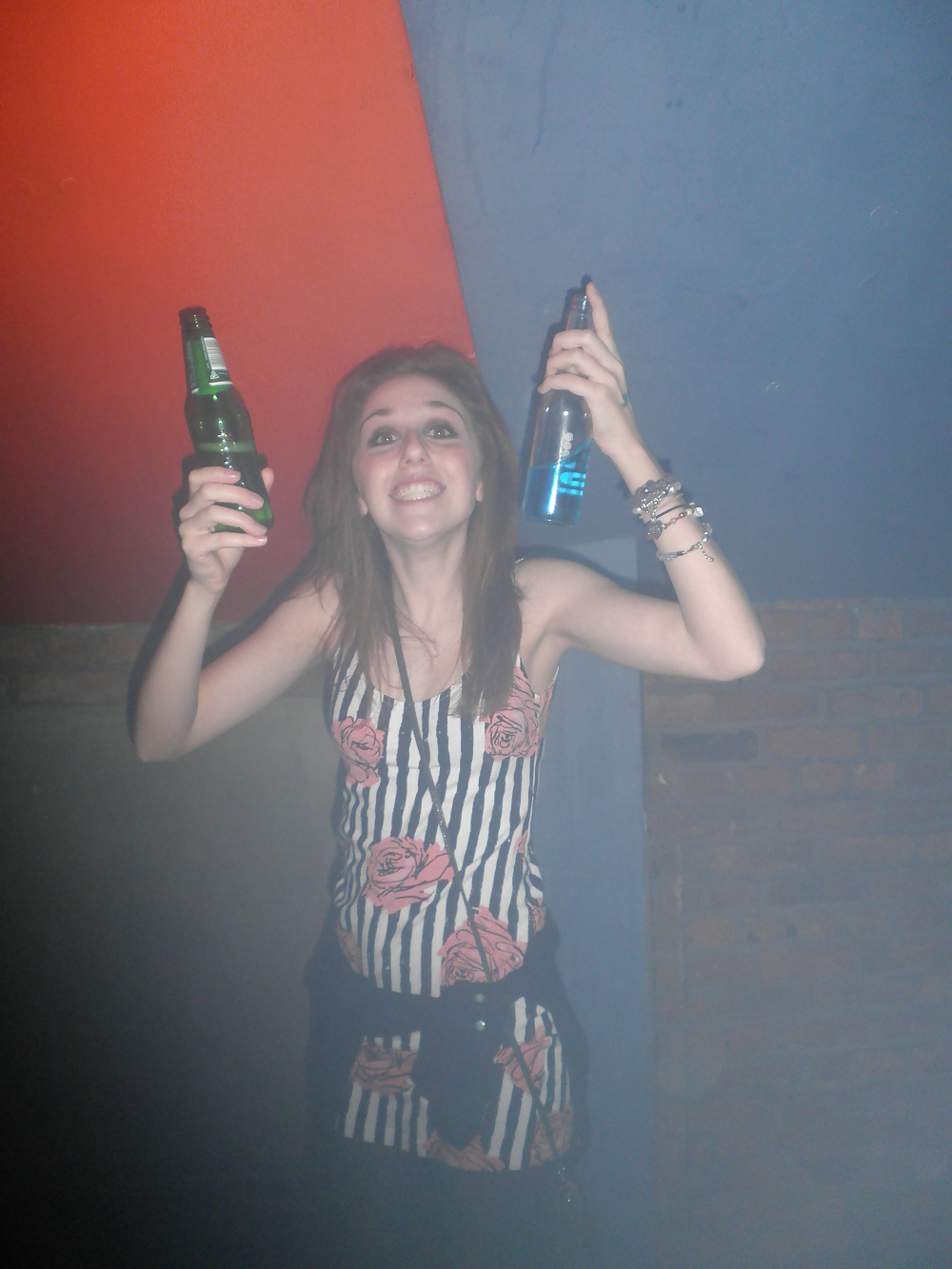 Porn Pics Stolen from Public Network