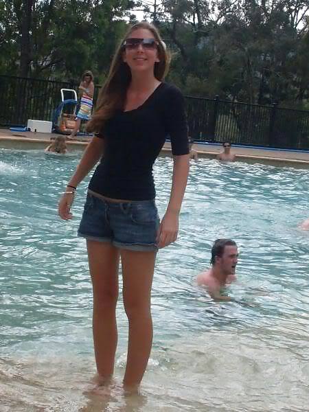 Porn Pics lilSocial Network Tramps & Heart Breakers