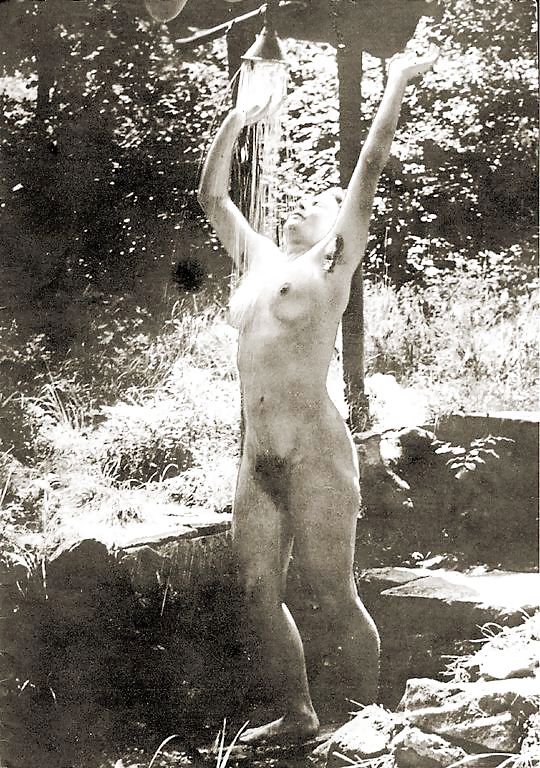 Porn Pics A Few Vintage Naturist Girls That Really Turn Me On (5)