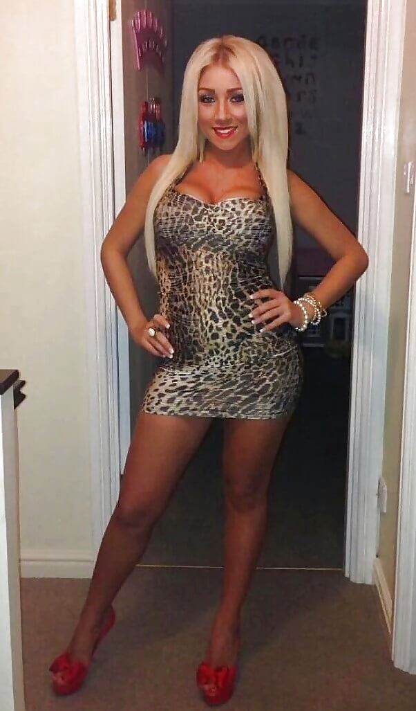 Porn Pics Amateur Sluts, Bimbos, Teens, Milfs, Skanks, Babes