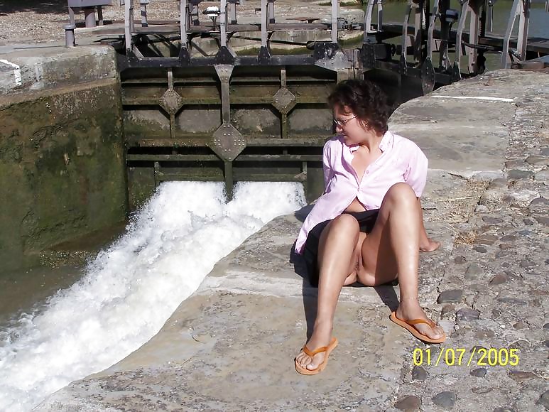 Porn Pics alex flashing