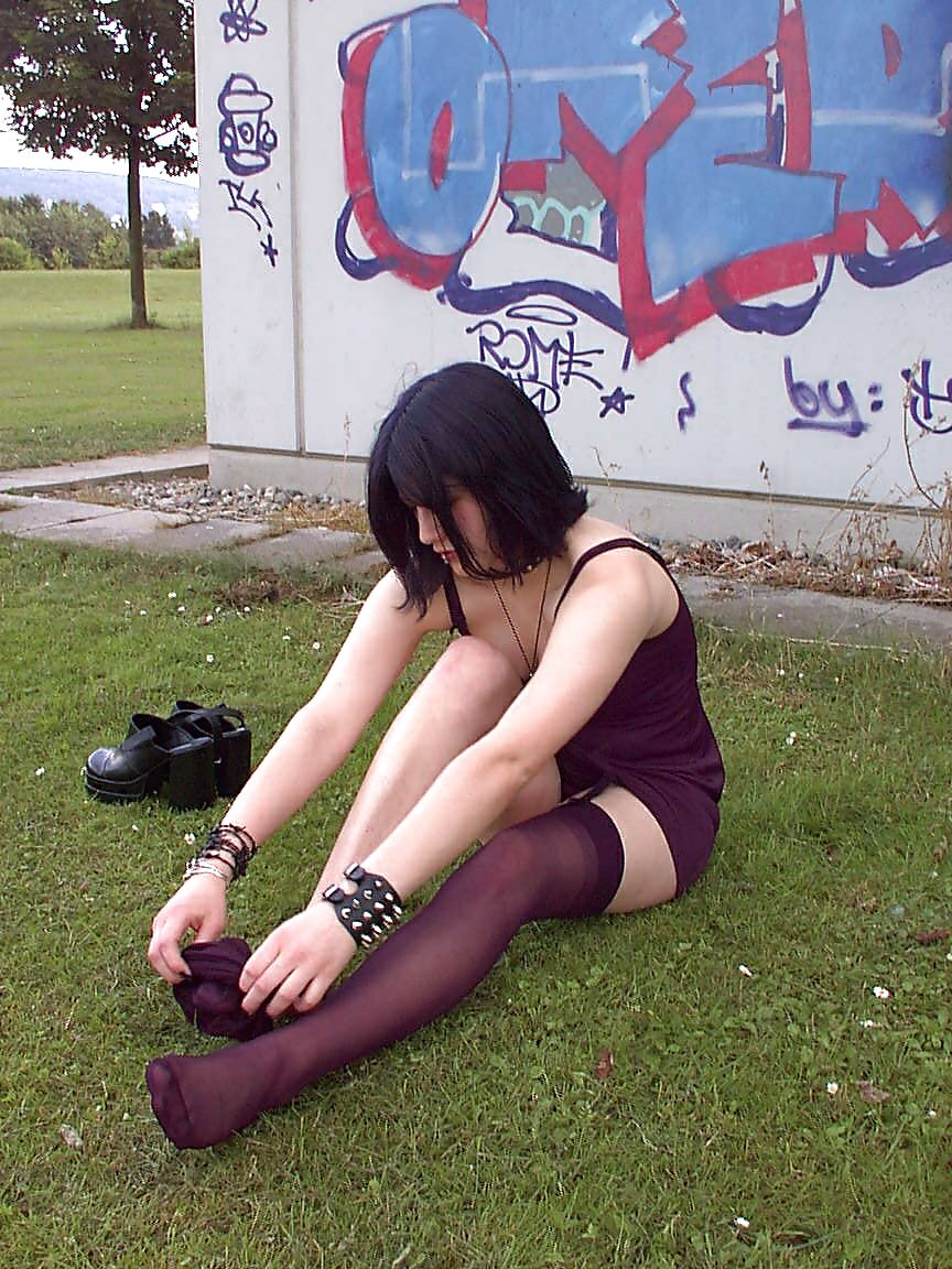 Porn Pics Gothic Foot - Yavanna Outdoor
