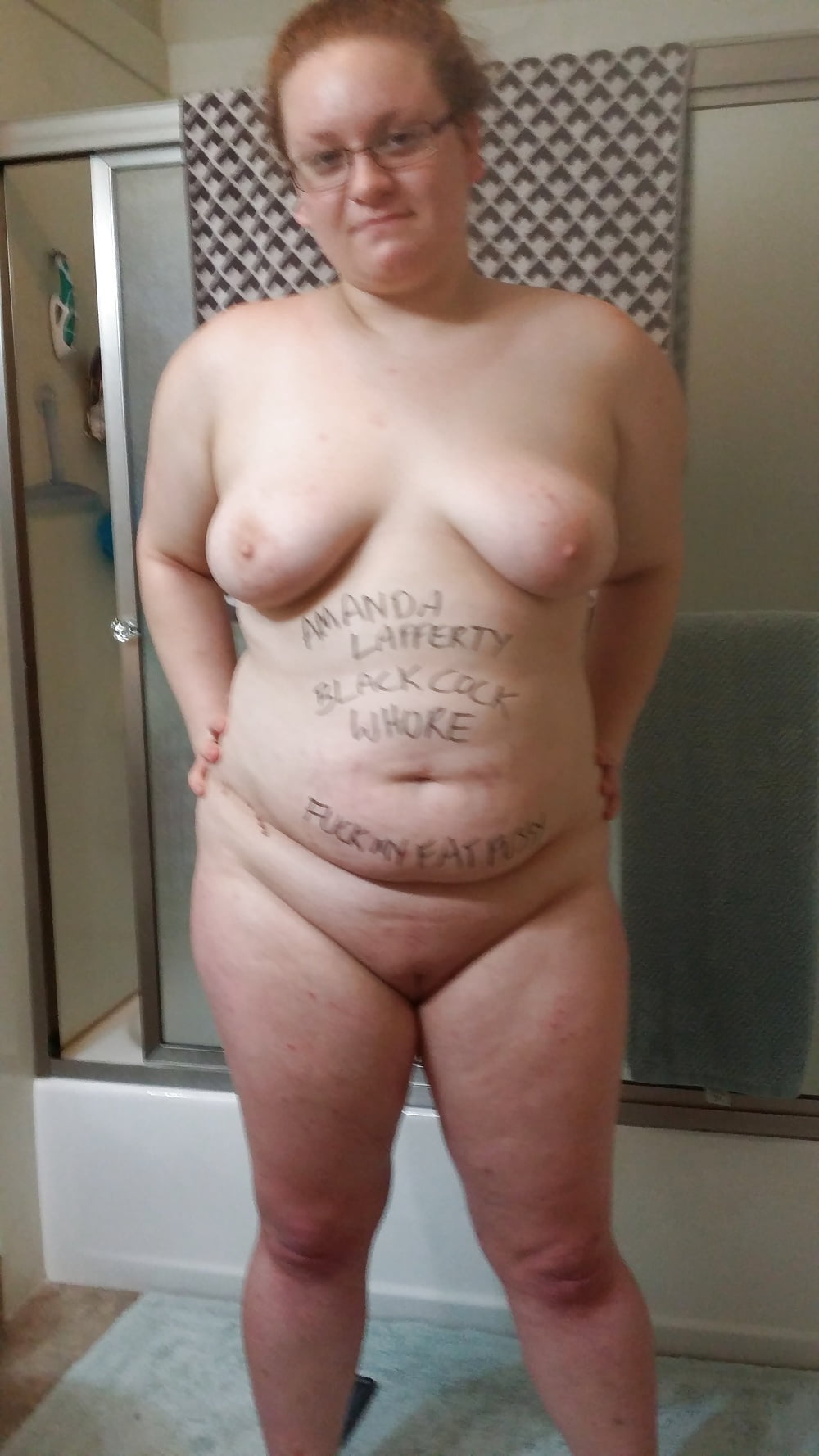 Porn Pics Fat whore Amanda Lafferty black cocktail slut