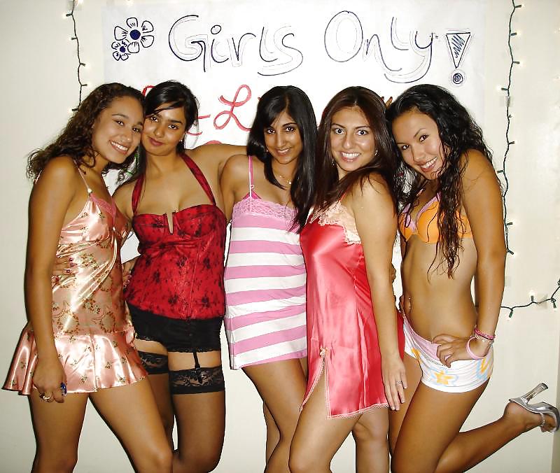 Porn Pics INDIAN, PAKI, SIKH, DESI GIRL IN HOTELS UK