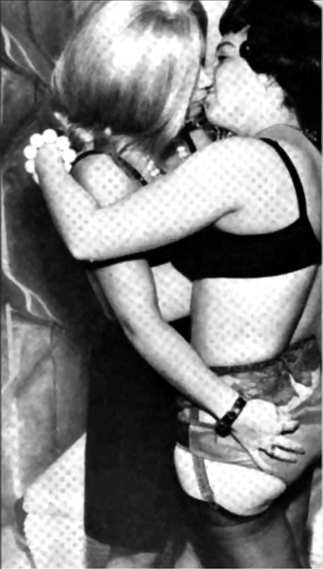 Porn Pics Vintage  Lesbians-num-002