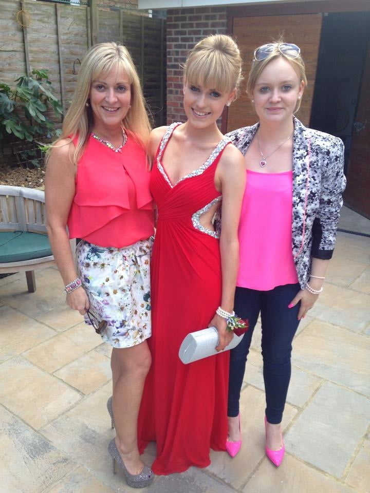 Porn Pics Moms (945)