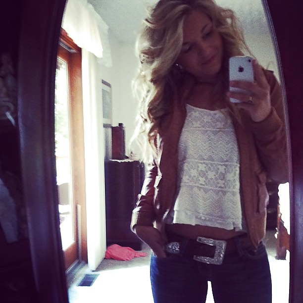 Porn Pics tell me what you think :)