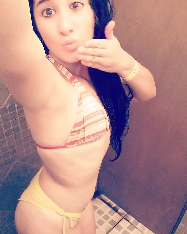 Porn Pics Young amateur latina whore in bikini (non nude)