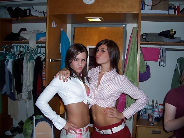 Porn Pics Dorm Hotties