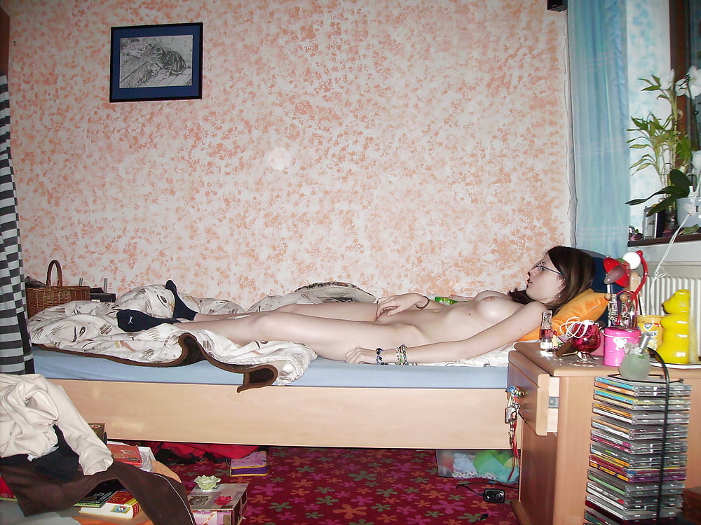 Porn Pics caught the bastroom