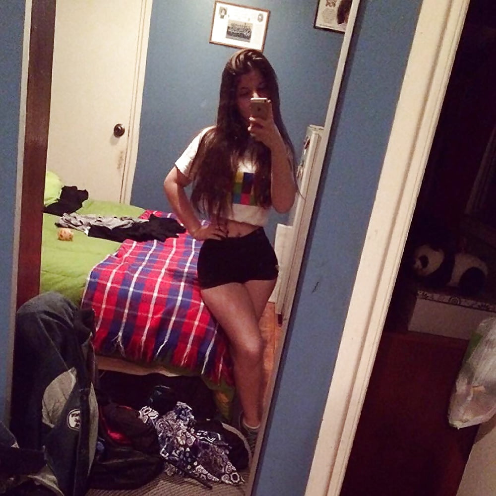 Porn Pics little whore