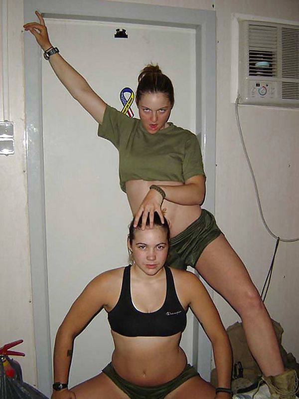 Porn Pics Military Girls