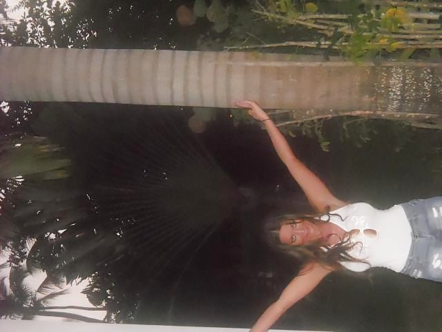 Porn Pics Hot facebook MILF