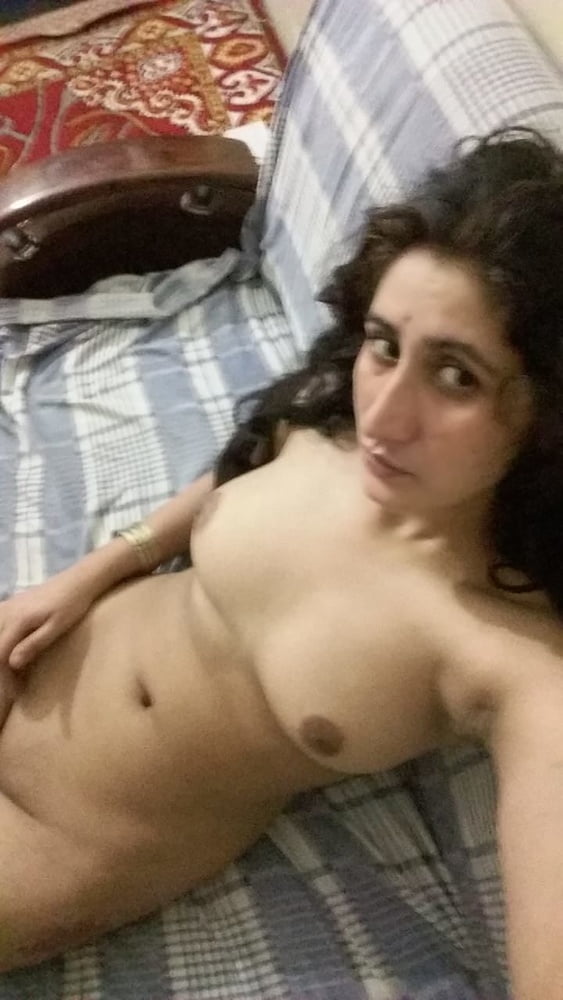Indian Muslim Aunty Nude Hot Sex Picture