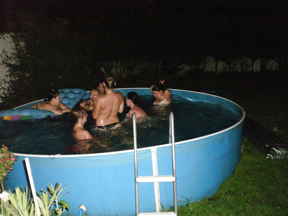 Porn Pics Skinny dip 7