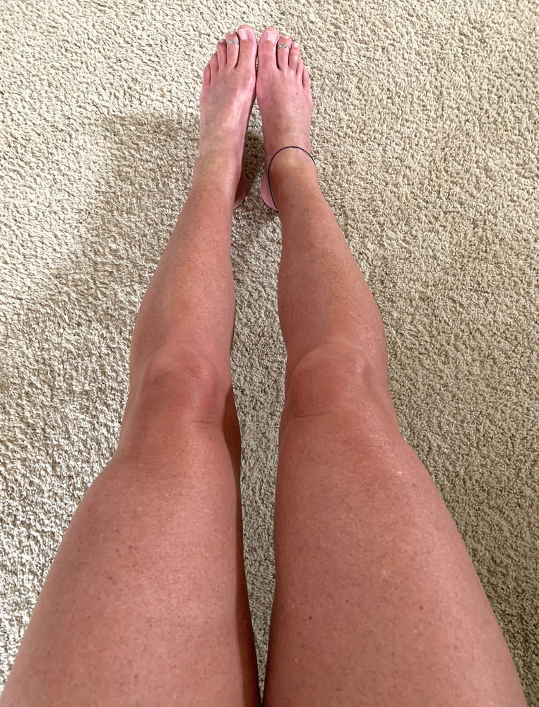 Porn Pics Smooth Legs