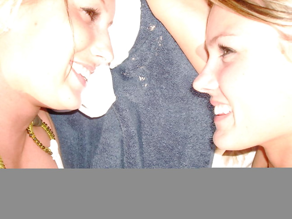 Porn Pics Pretty Amateur Typhanie 2