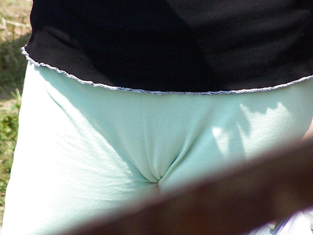 Porn Pics Cameltoe 5
