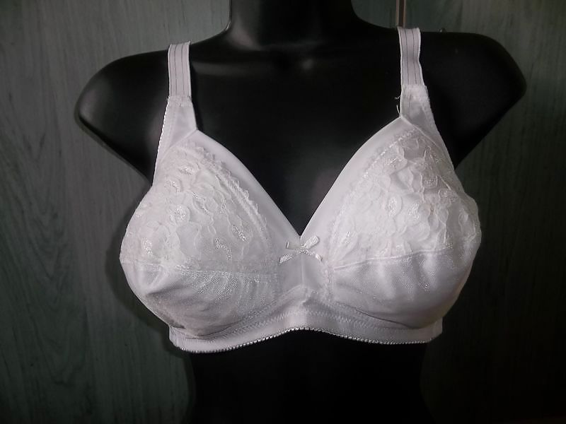 Porn Pics Mature bra