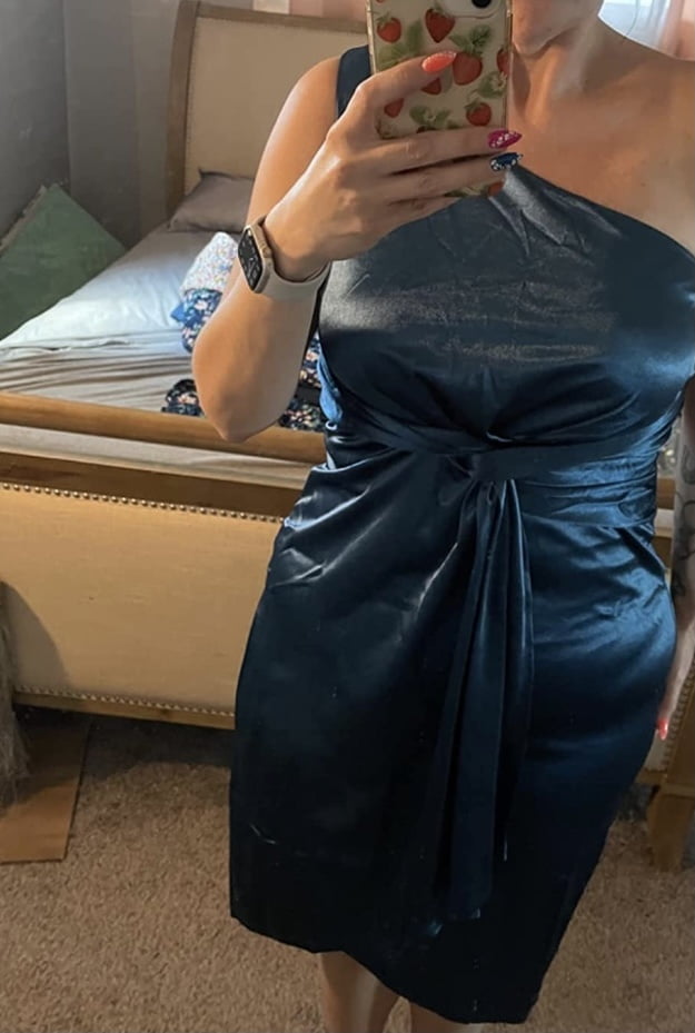 Blue Satin Dress 7 Pics Xhamster 4946