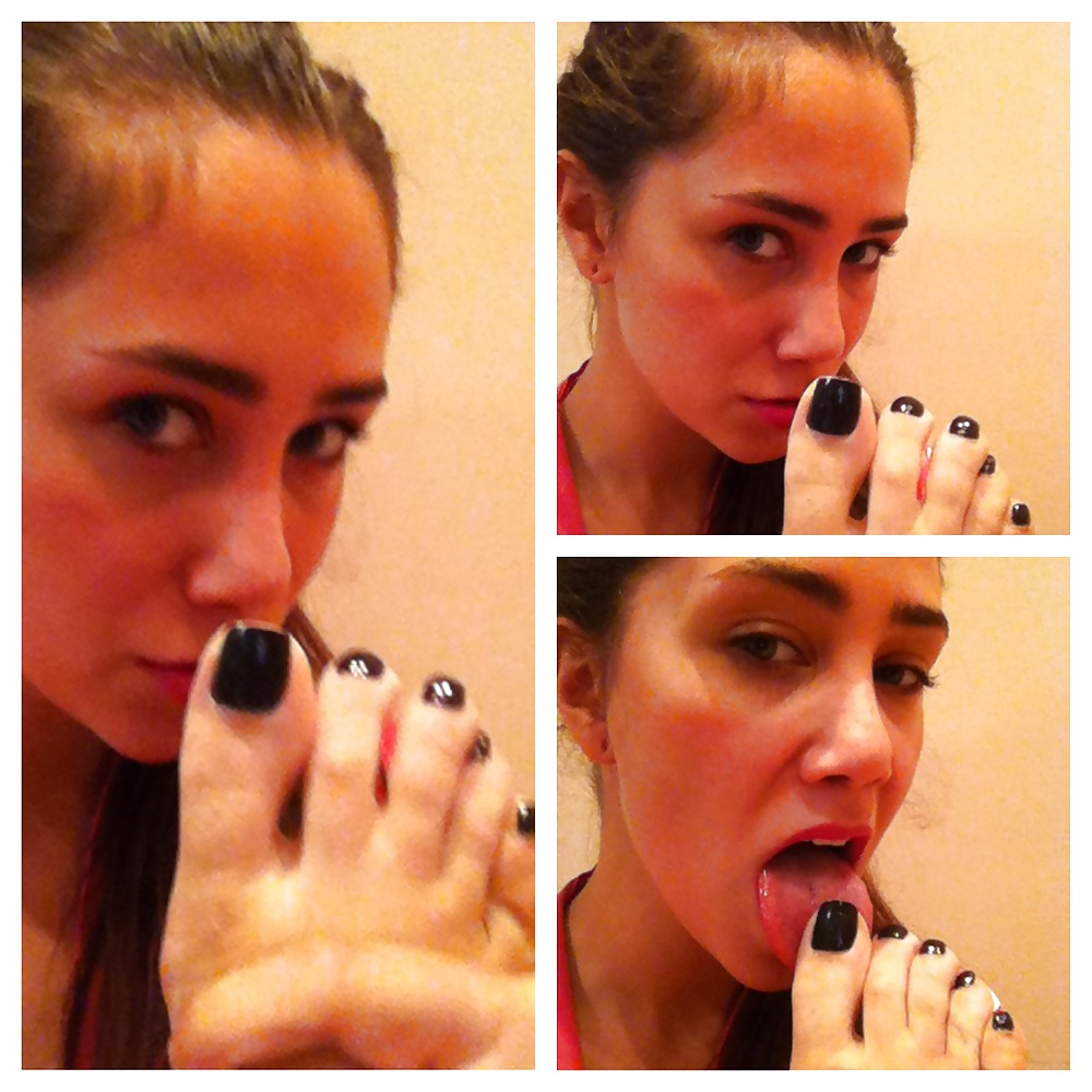 Porn Pics wtf Sexy Teenie Feet reloaded v0.5