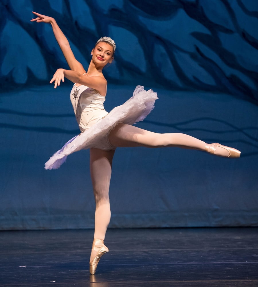Ballet Tights Part 1 - 43 Photos 