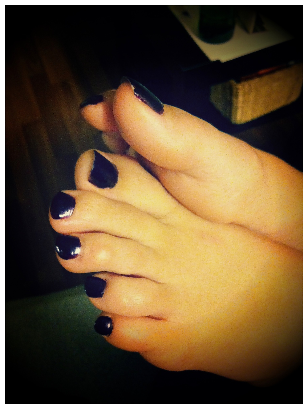 Porn Pics Jackie's Dark Purple Toes and Sexy Feet