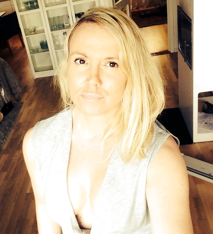 Porn Pics make her famous