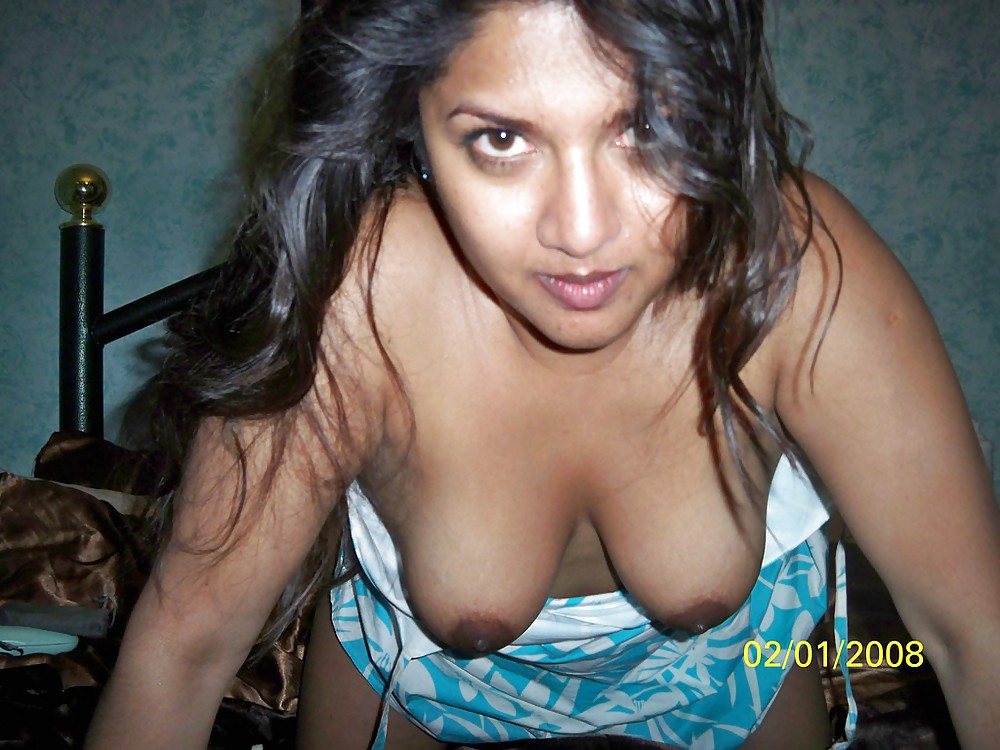 Porn Pics Indian Amateurs - Naked and Topless