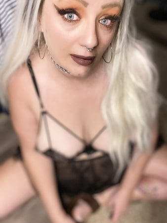 photo shoot w blondee         