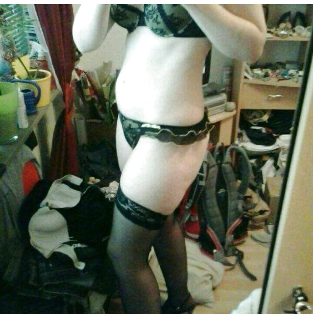 Porn Pics Amateur KiK Slut Random Mix 39