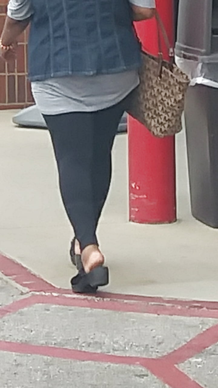 Porn Pics feet and soles