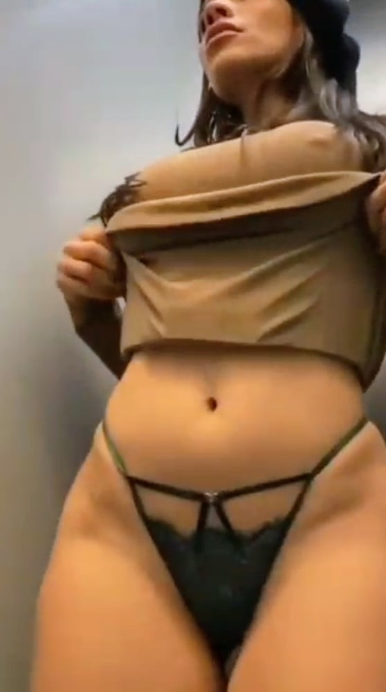 SDRUWS2 - SLUTS AND THEIR SELFIES 7 photo #382124836