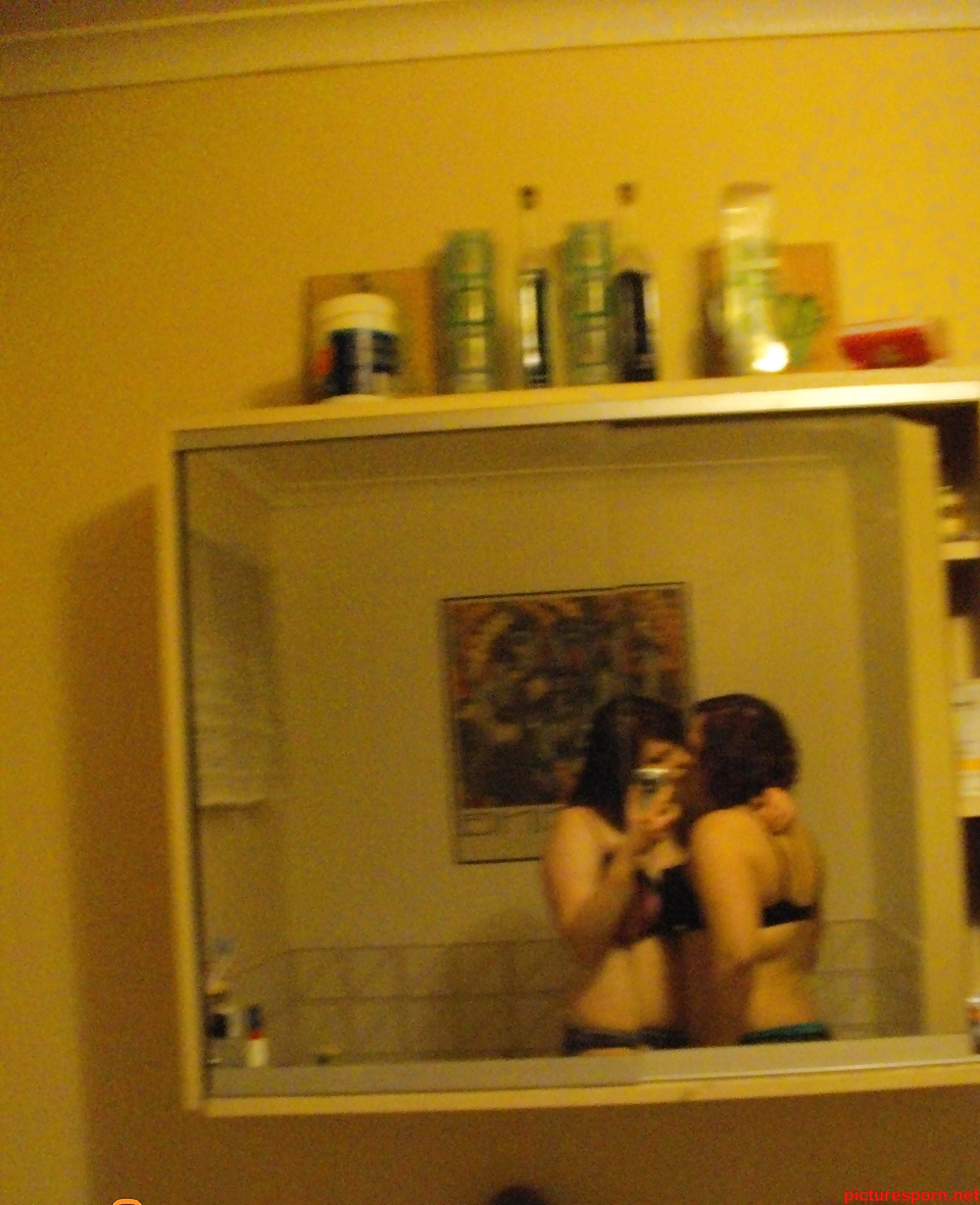 Porn Pics (BD) Mirror Mirror On The Wall... pt.20