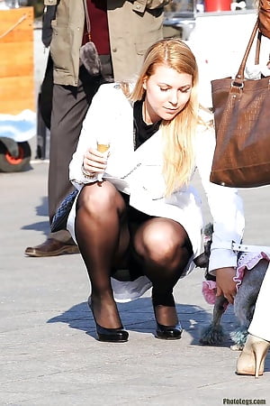 Celebrity pantyhose upskirt