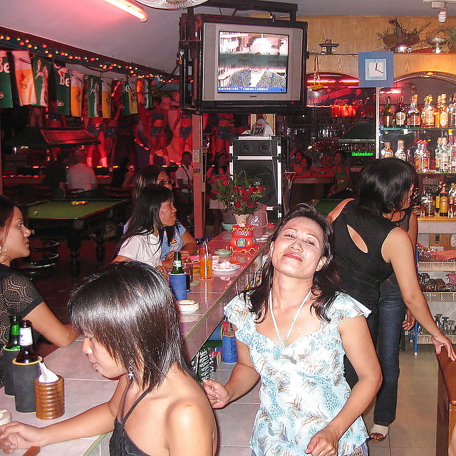 Porn Pics RETRO: Pattaya Bargirls from t2004