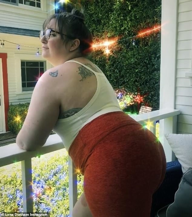 Lena Dunham 2020 - 19 Photos 