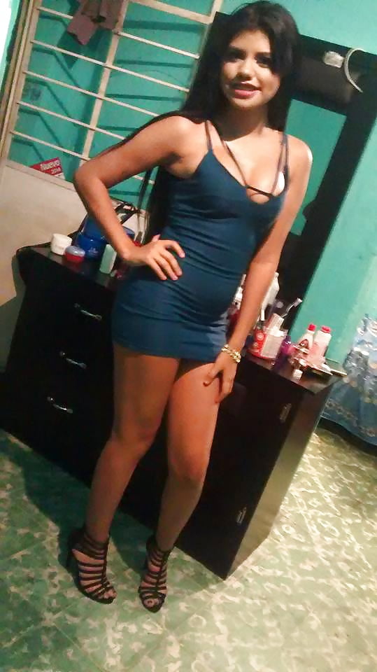 Porn Pics LITTLE MEXICAN SLUT GREAT ASS