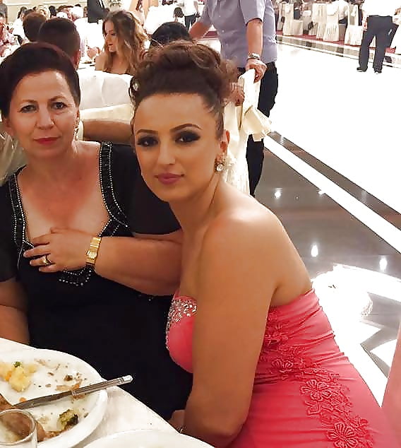 Porn Pics Jung und Alt im Vergleich